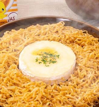 神速！大胆丸ごとカマンディップチキンラーメン