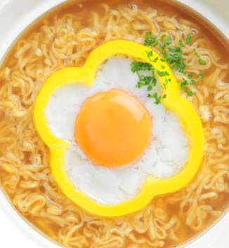 フラワーチキンラーメン